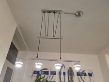 Schicke LED Pendellampe höhenverstellbar in Silber