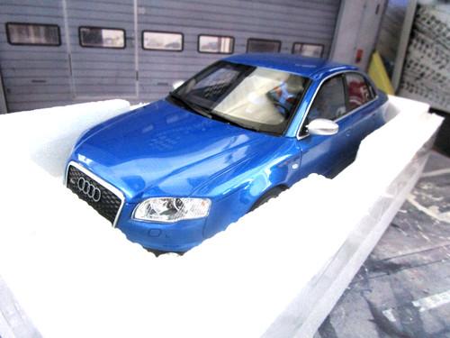 Audi 4 - rs, )