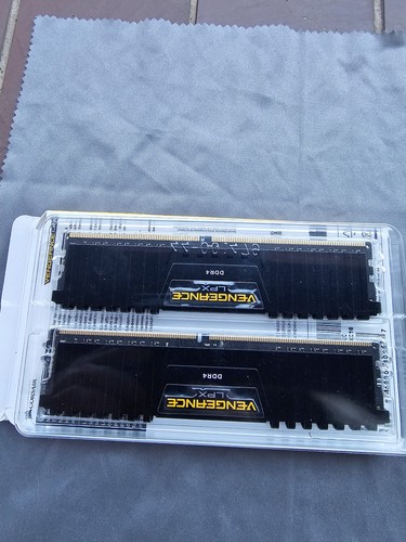 16gb 8gb corsair vengeance - 2x,