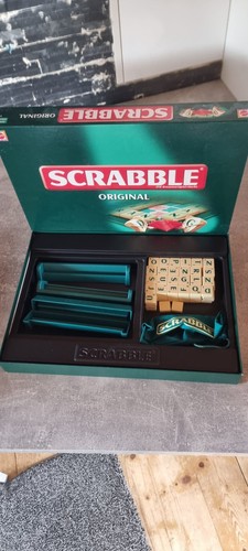 Scrabble gesellschaftsspiel - scrabble,