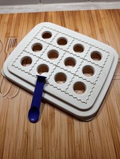 Tupperware Big-Snack für Gebäck Maultaschen usw. mit Portionierlöffel  neuwertig