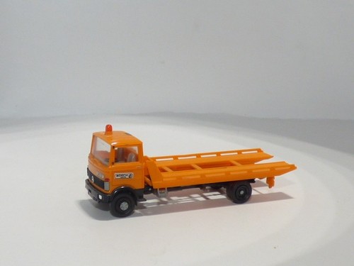 Praline mercedes benz - praline,