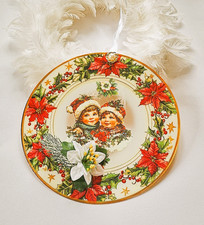 Schöne Windradfolie "Kranz-Motiv", Fensterschmuck, Strass & Satinband, D: 20 cm.