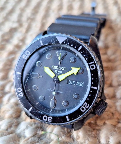 Seiko sports pvd - seiko,