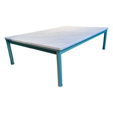 Cassina Outdoor Couchtisch LC10 Marmor Carrara Gestell Stahl Grün Texturiert