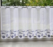 Scheibengardine weiß blau Muscheln maritim Plauen Stickerei Gardine Vorhang