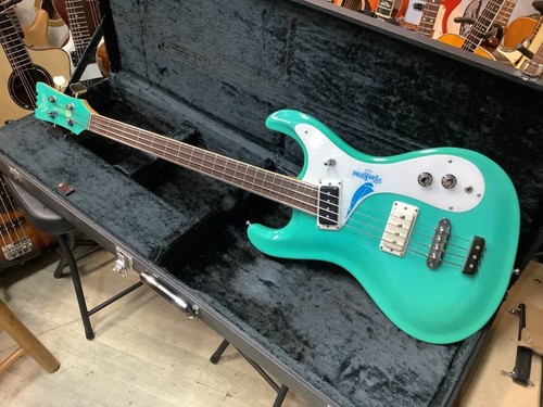 Mosrite ventures bass - bass, marine