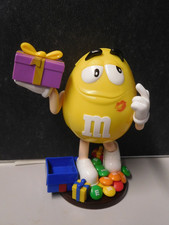 M&M Spender