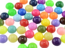 Cabochons aus Acryl im Farbmix