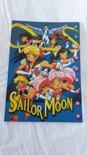 Sailor moon artbook - moon, luna