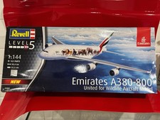 **** RAR EMIRATES A380-800