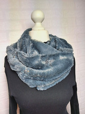 Plüsch Loopschal