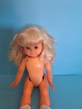DDR  PUPPE MIT BATTERIE