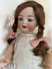 Alte antike Porzellankopfpuppe