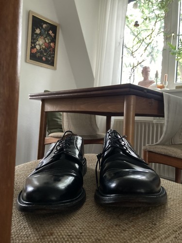 1049 church england - 1049€, church's
