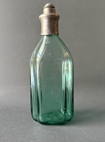 Antike glasflasche - antike,