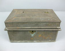 alte Geldkassette Metalblech