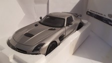 1:18 Minichamps Mercedes SLS