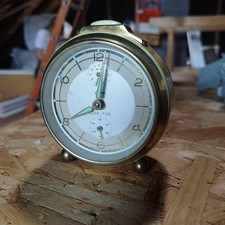 Alter Wecker mit Zertifikat