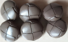 6  Knöpfe Lederoptik Ösenknopf 21, 23 mm, OLIVFARBEN, Flechtmuster