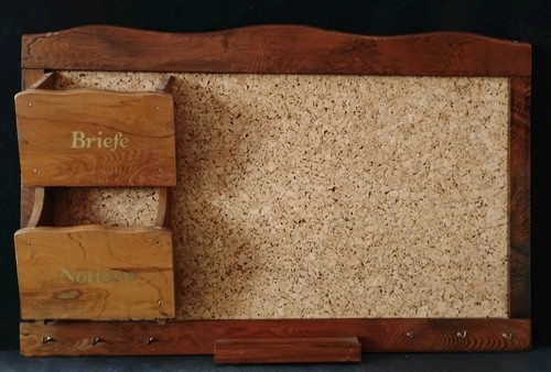 ältere pinnwand aus holz und - Ältere,