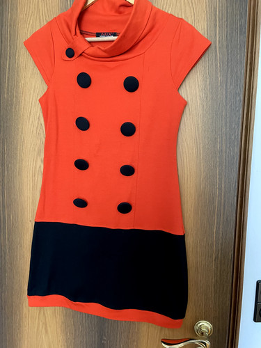 Rotes sommerkleid mit - rotes,
