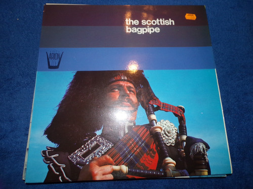The scottish bagpipe - ,,
