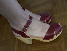 Swedish Hasbeen Clogs / Sandalen Bordeaux Rot Leder Gr. 37