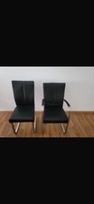 2x Kunstlederstuhl mit Armlehne 4x Kunstlederstuh ohne Armlehne