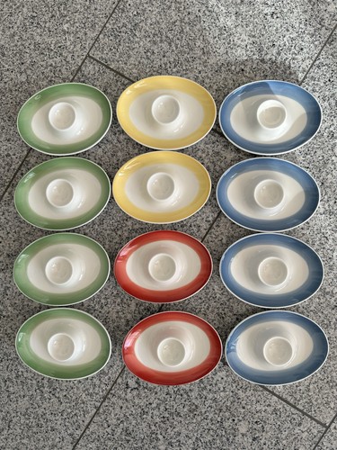 Eierbecher mit ablage - eierbecher,