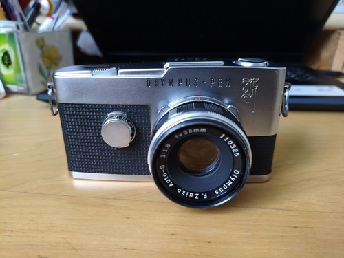 Olympus pen gothic - olympus,
