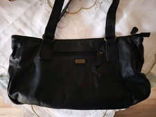 Schultertasche schwarz