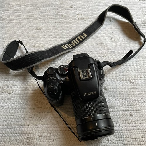 Fujifilm finepix s200 exr - exr, mit