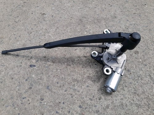 Scheibenwischermotor hinten