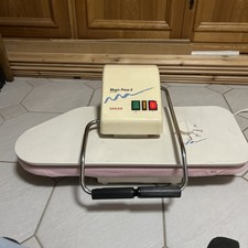 Singer Magic Press 6