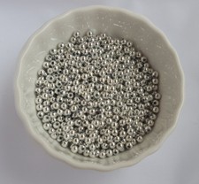 Wunderschöne Wachsperlen in