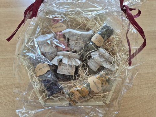 Geschenkpackung 4x - ,