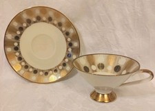 PORZELLAN SAMMELTASSE + UNTERTASSE * BAVARIA ELFENBEIN PORZELLAN *MIT GOLDRÄNDER