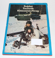 DDR NVA Propaganda Set -