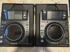 2 x Pioneer XDJ-1000 MK2