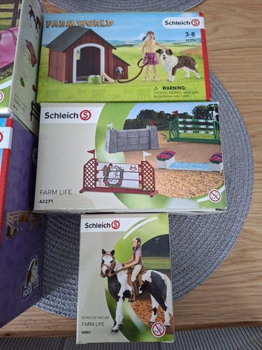 Schleich horse club farm - horse,