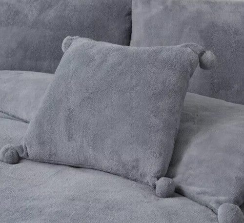 Soft snuggly pom fleece - so, pom-pom