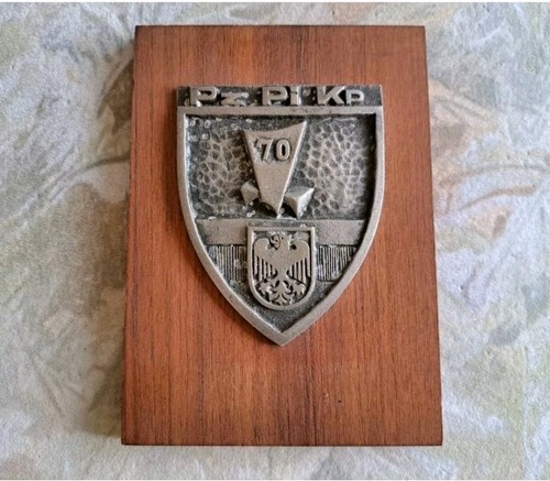 Wappenschild wappen auf holz - wappenschild,