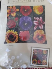 Stickpackung Blumenkissen