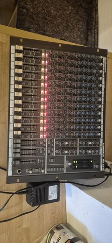 Behringer eurorack 2642 - mx, /