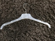 Kleiderbügel transparent normal