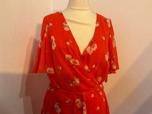Neues kleid von polo - neues,