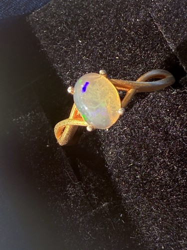 Schwarzer cristal opal - cristal, ring
