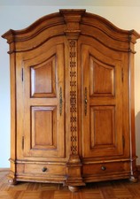 Bodenseeschrank Linde, H 195 cm,B Gesims 173 cm, B Korpus 152 cm, T Gesims 55 cm