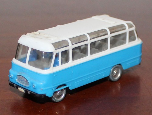 Robur bus blau weiß 2 - bus,,
